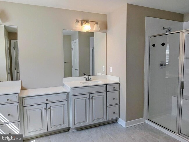 Building Photo - 116 Elmsley Ln