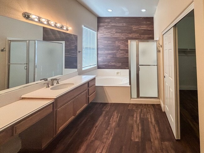 Building Photo - Murrieta - 4 bed / 2.5 bath home