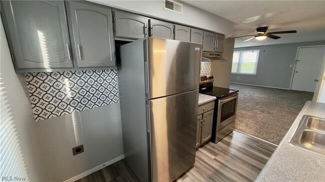 Building Photo - 4780 Pin Oak Dr