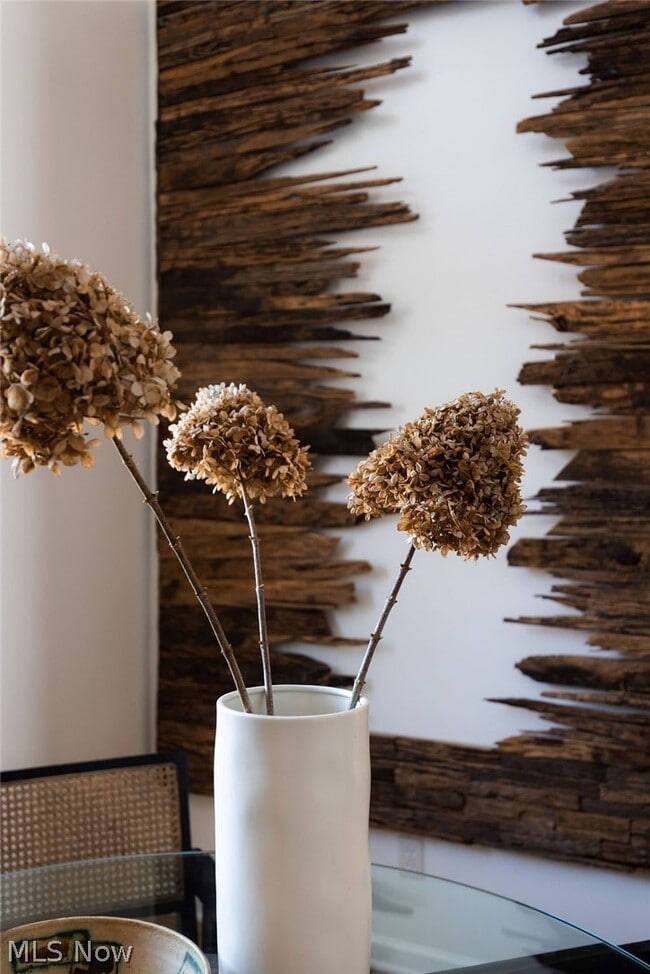 Building Photo - 4210 Clinton Ave