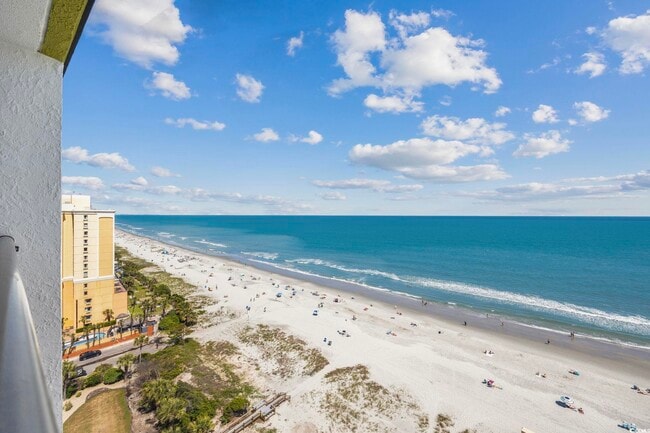 Building Photo - 6804 N Ocean Blvd