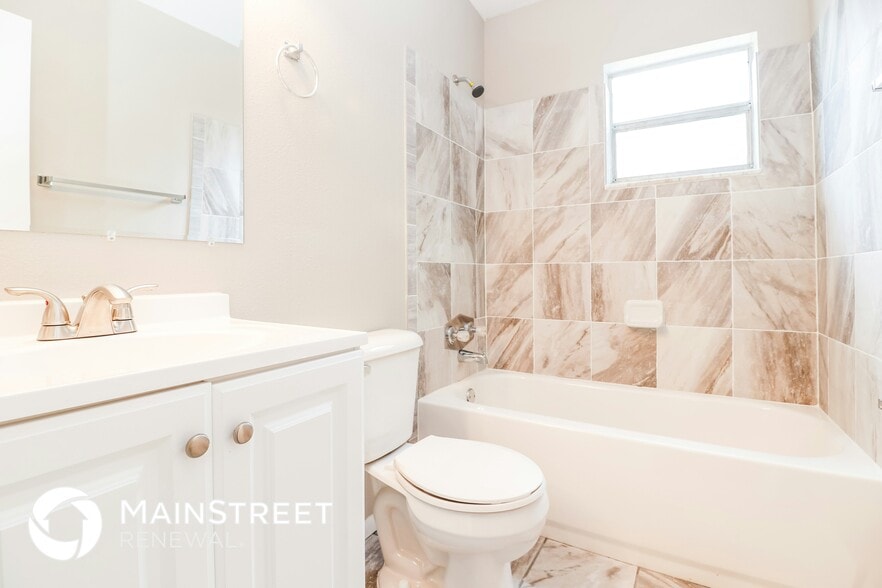 Building Photo - 1709 Stonehaven Way