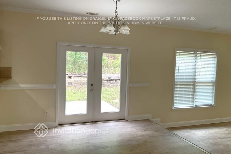 Building Photo - 2116 Leafmore Ct SE