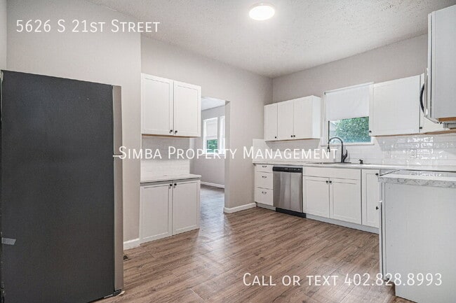 Building Photo - 5626 S 21st St