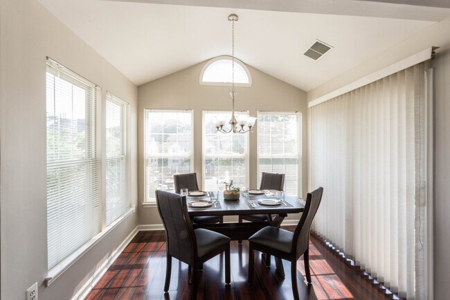 Building Photo - 7507 Snowpea Ct