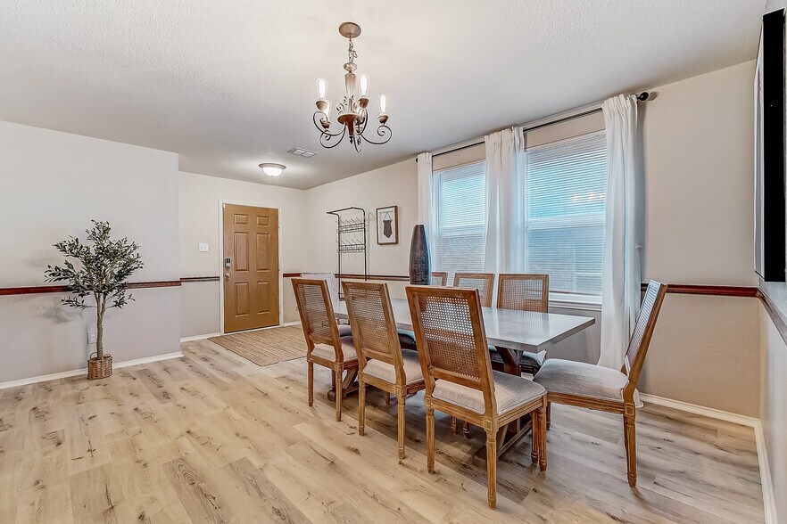 Building Photo - 13359 Velasco Drive