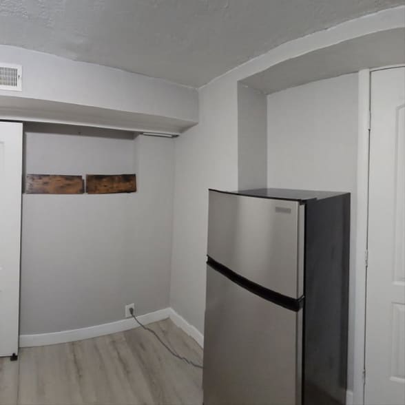 Building Photo - 168 Ross Dr