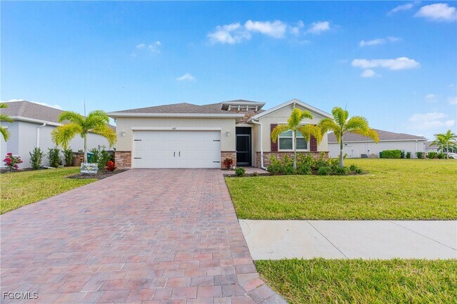 Building Photo - 607 Parkshore Lk Ave