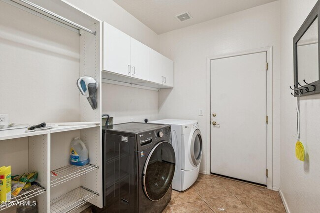 Building Photo - 33005 N 24th Ln