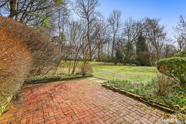 Building Photo - 28 Fillow St