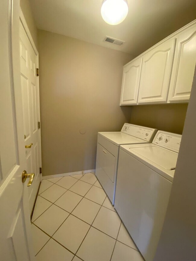 Building Photo - 8608 W Payette Ct