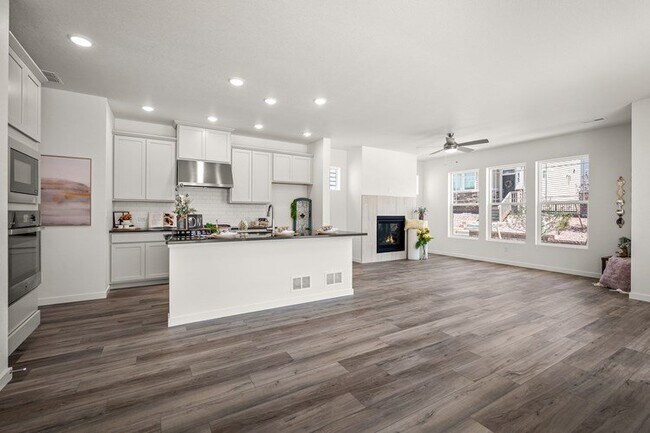 Building Photo - 6396 Laud Pt
