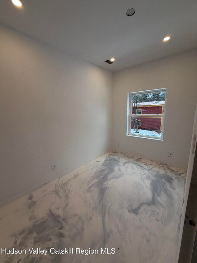 Building Photo - 6137 Main St