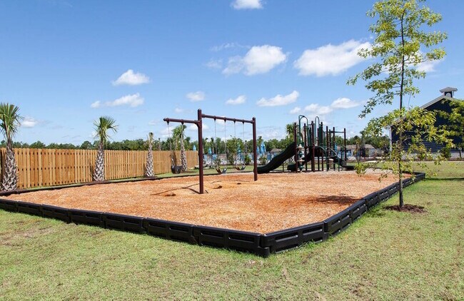 Building Photo - 3026 Course Ln