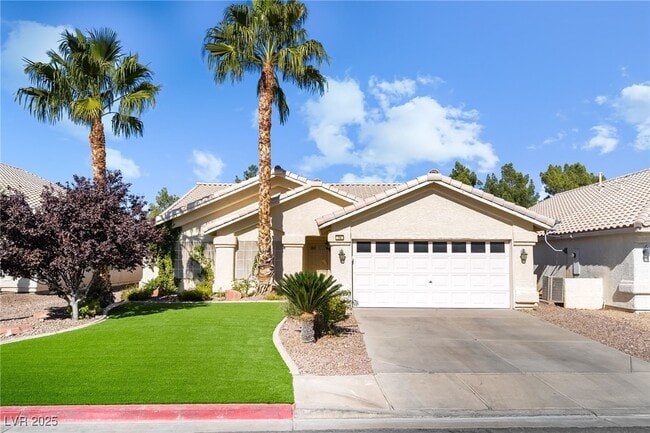 Building Photo - 74 Graythorn Mountain Ct