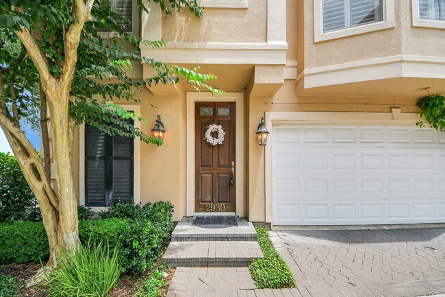 Building Photo - 2930 Brompton Square Dr