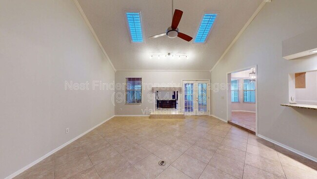 Building Photo - 2217 Hammock Oaks Dr N