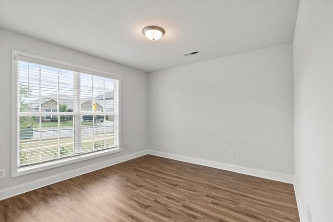 Building Photo - 6027 Thorntons Way Cir NW