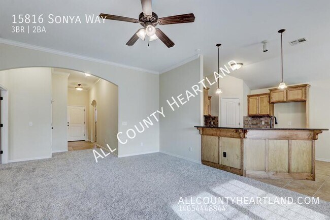 Building Photo - 15816 Sonya Way
