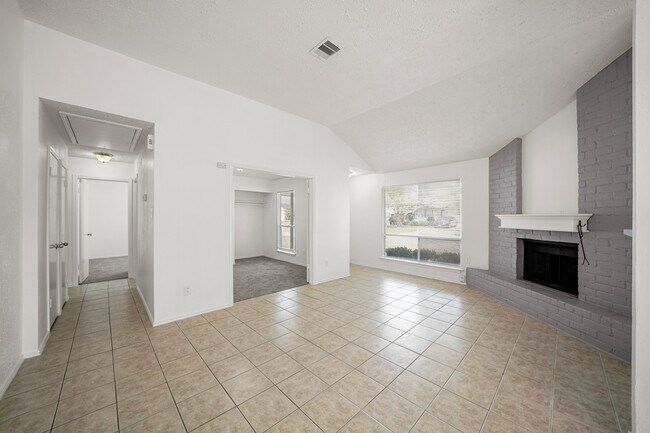 Building Photo - 20614 Park Row Blvd