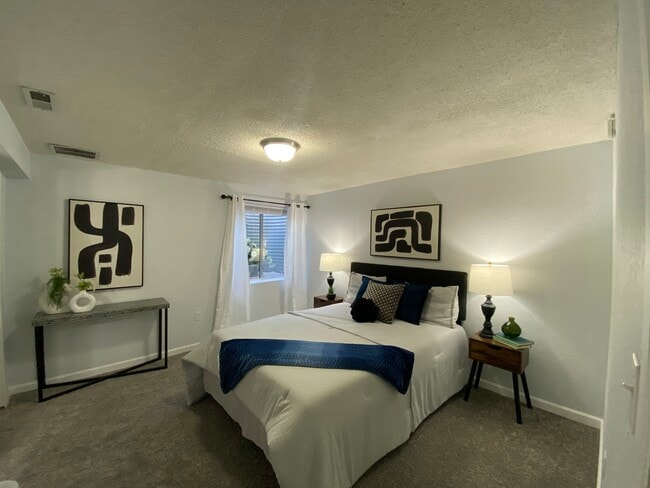 Building Photo - 4356 Hawks Lookout Ln