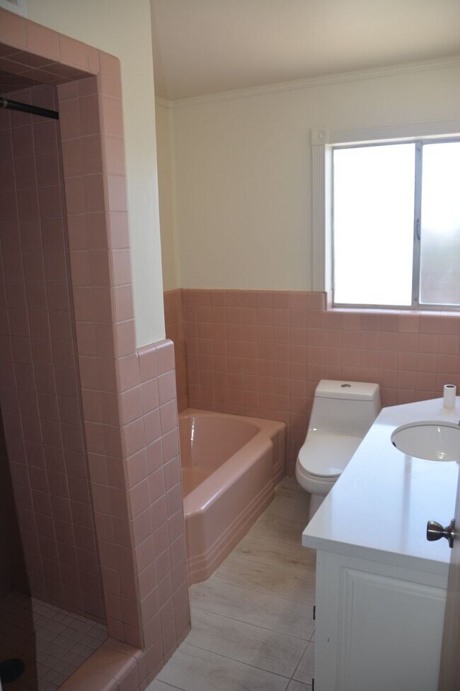 Building Photo - 3809 Lassen Dr