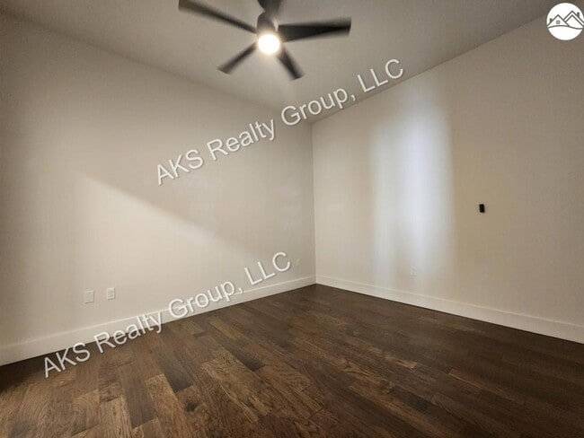 Building Photo - 1801 2nd Ave N