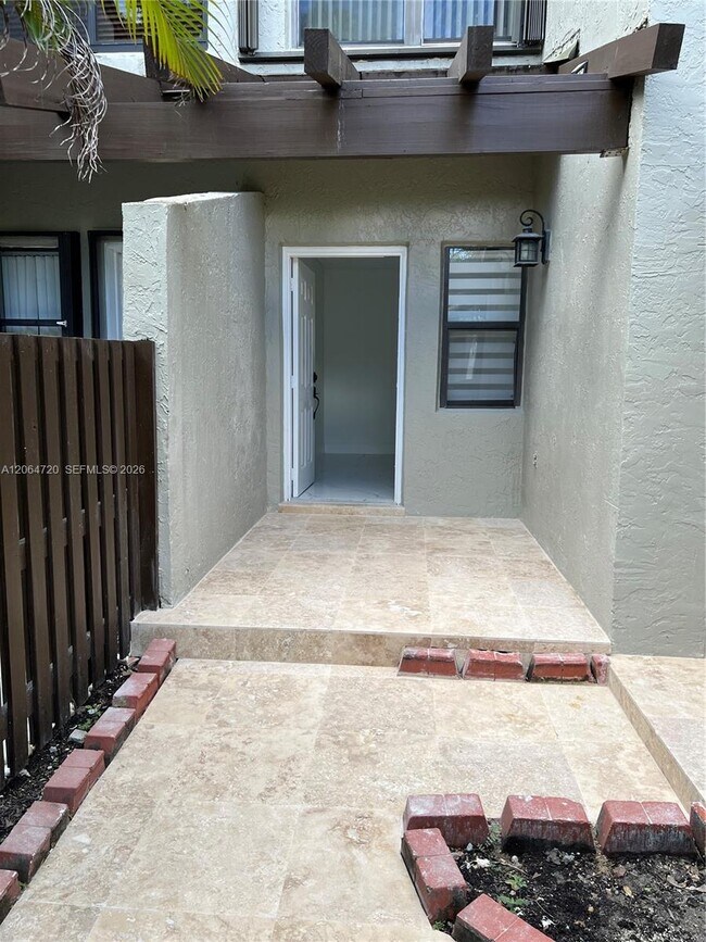 Building Photo - 9990 NW 9th St Cir