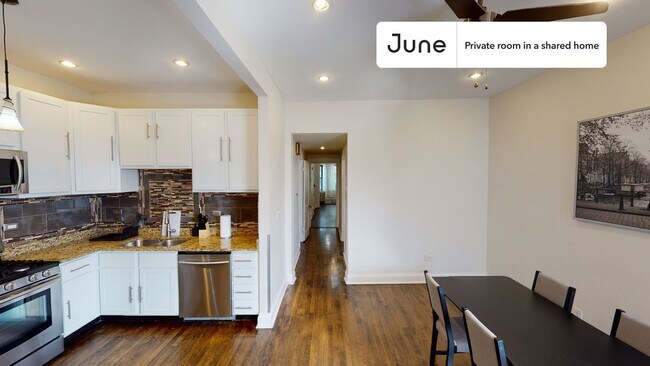 Building Photo - Room in Shared 3 bed/1.5 bath home