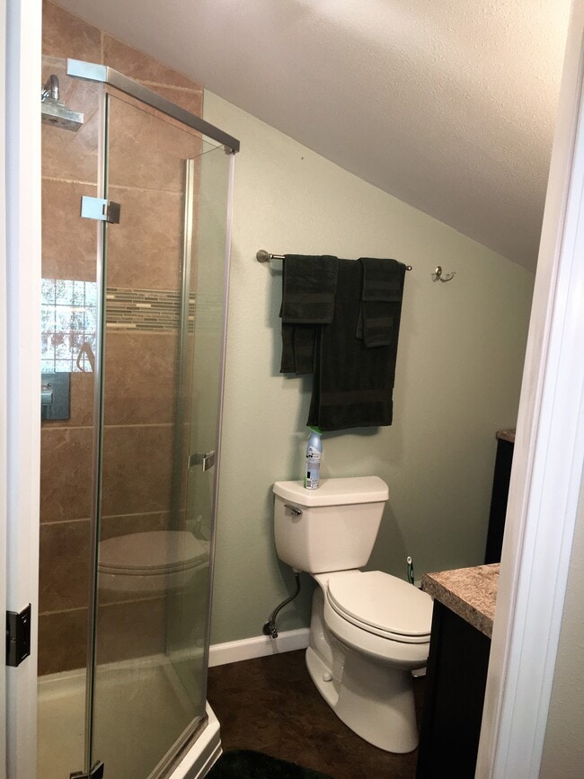 Building Photo - 32992 Johnsons Dr