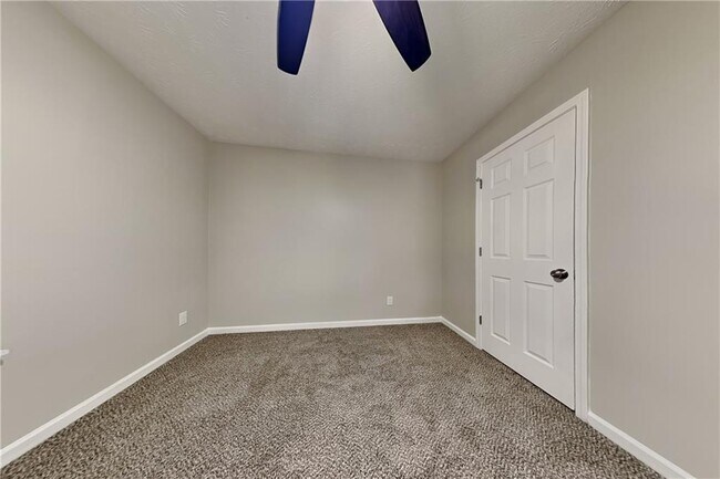 Building Photo - 1304 Stephens Pond View