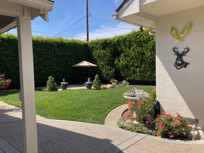 Building Photo - Rare Willow Glen Gem: Spacious 4BR Family Compound on a 9,000+ Sq. Ft. Lot