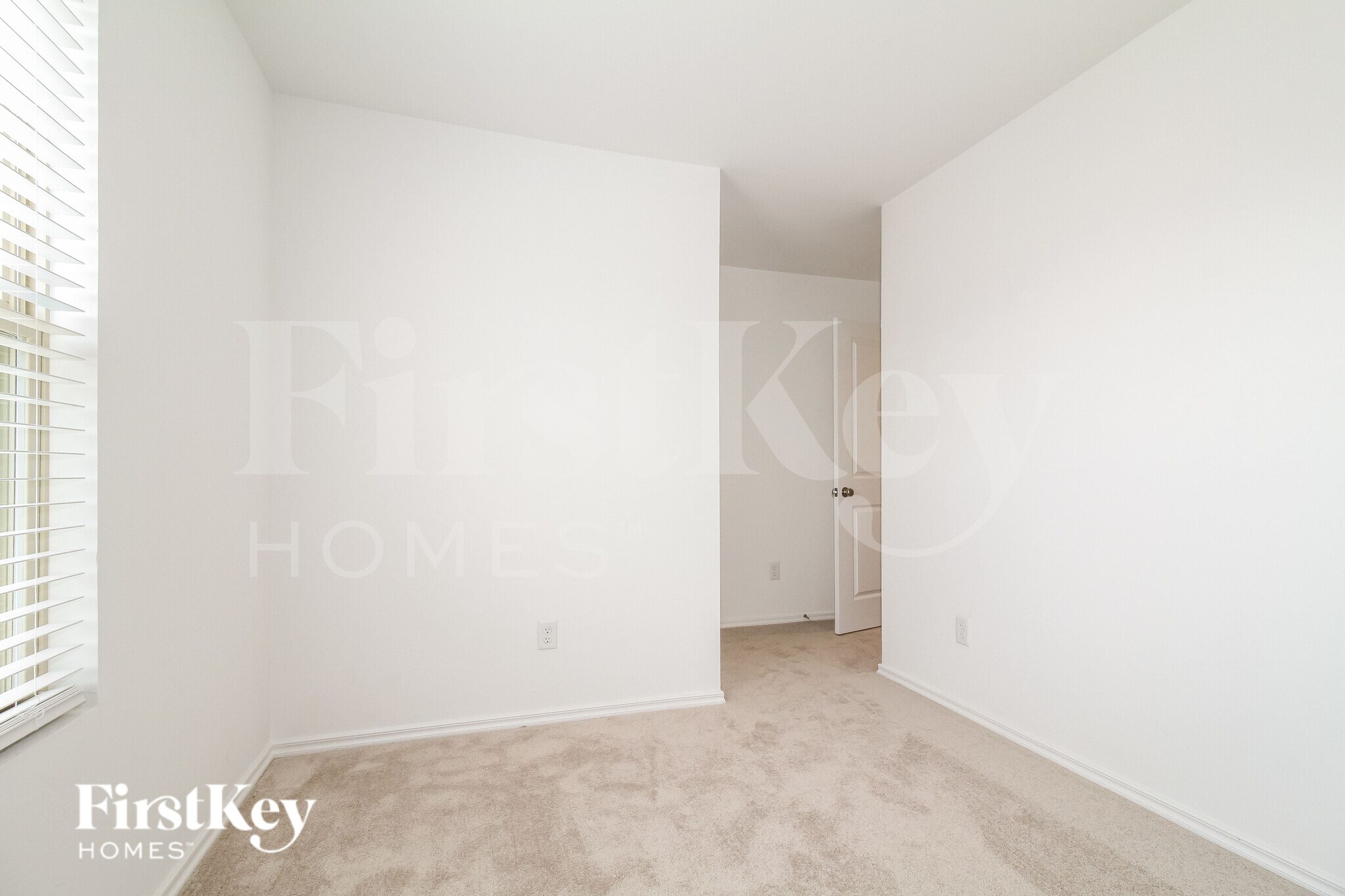 Building Photo - 1935 Wolford Wy