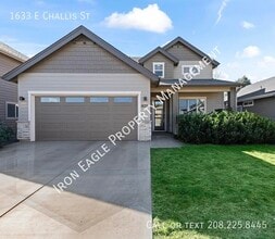 Building Photo - 1633 E Challis St