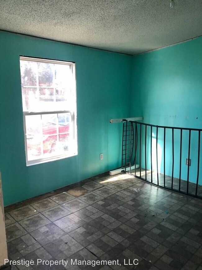 Building Photo - 4 br, 2 bath House - 202 Cedar Ave