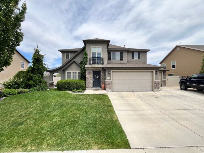 Building Photo - 2049 S Meadow Marsh Dr