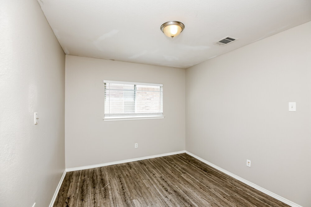 Building Photo - 8320 Autumn Creek Trail