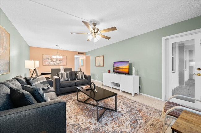 Building Photo - 201 N Ocean Blvd