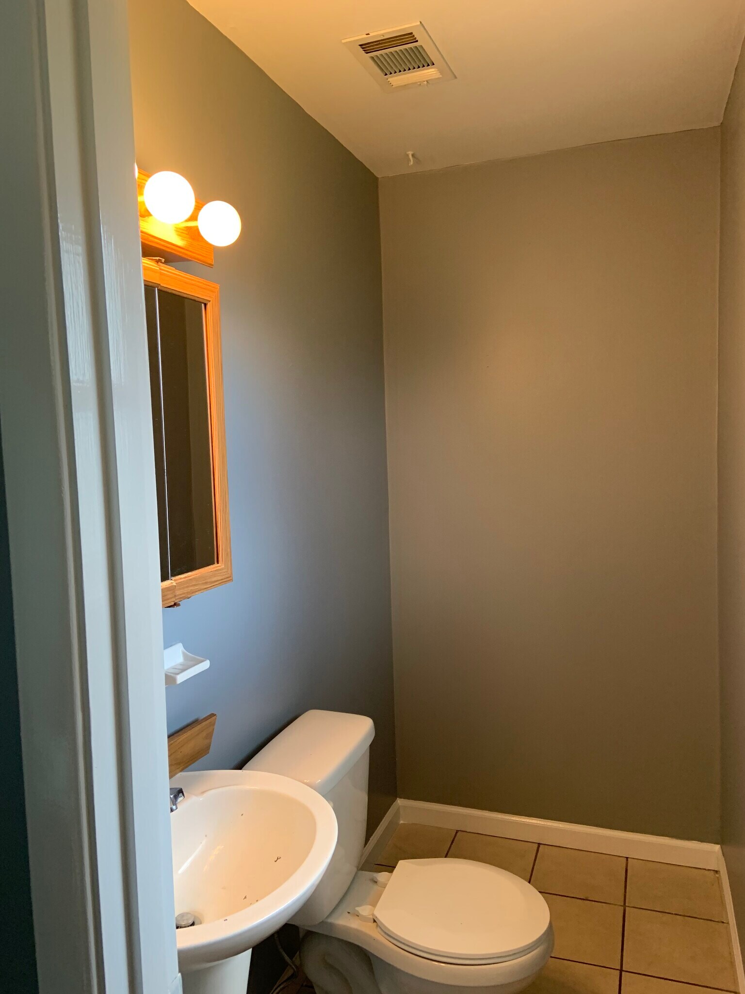 Half Bath - 800 Blue Springs Dr