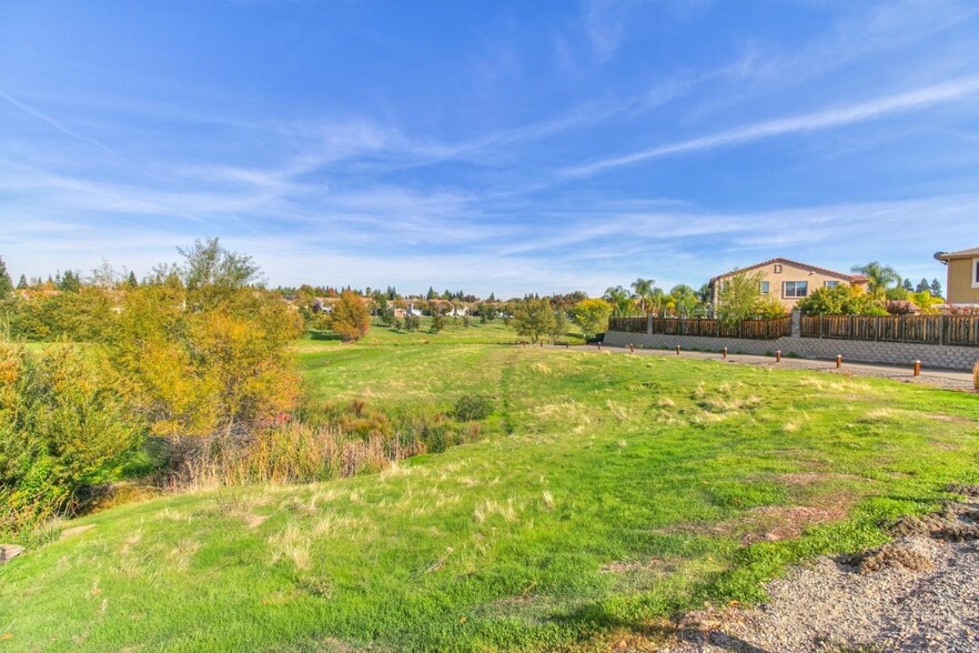 Building Photo - 6200 Crosshaven Ct