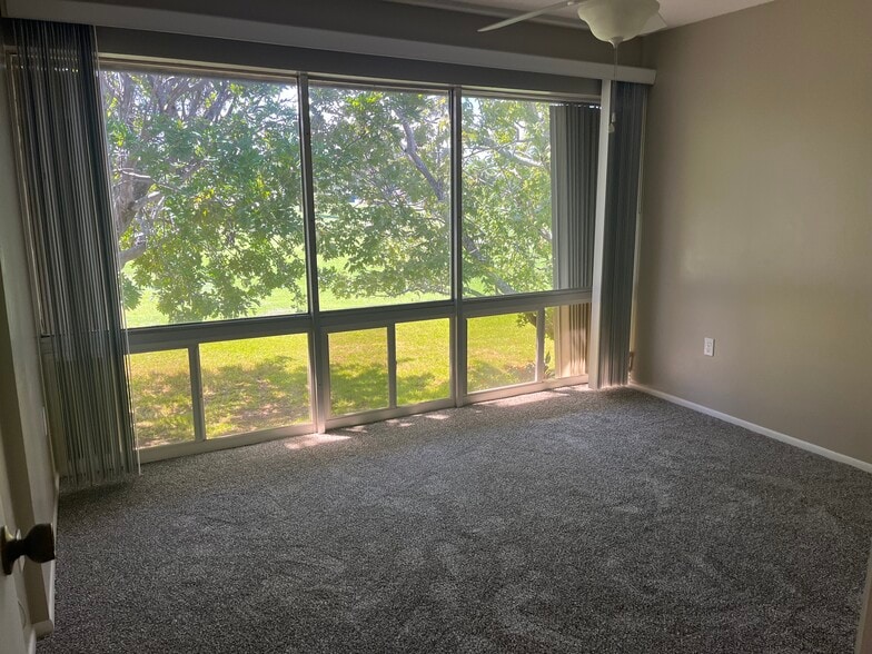 Building Photo - 2504 Bogey Ln