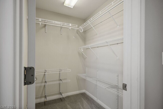 Building Photo - 10360 Sipple St