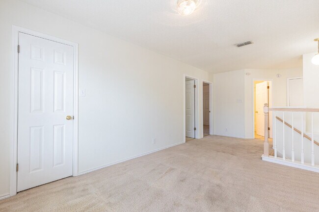 Building Photo - 14215 Spotted Cedar