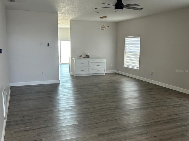 Building Photo - 7780 Newlan Dr