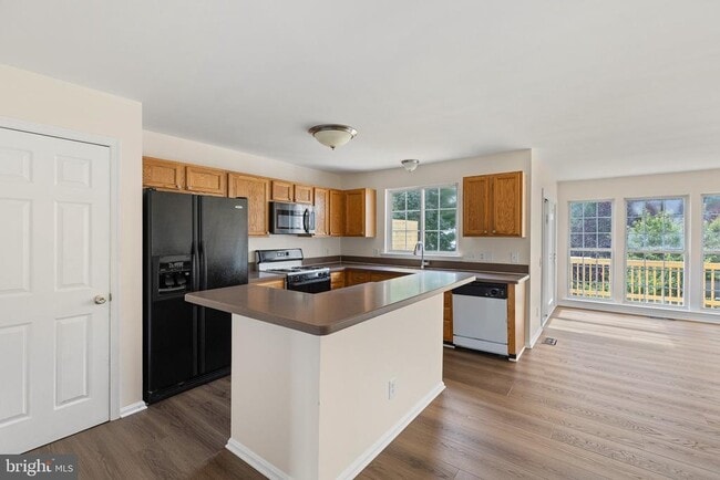 Building Photo - 22 Crenshaw Ct