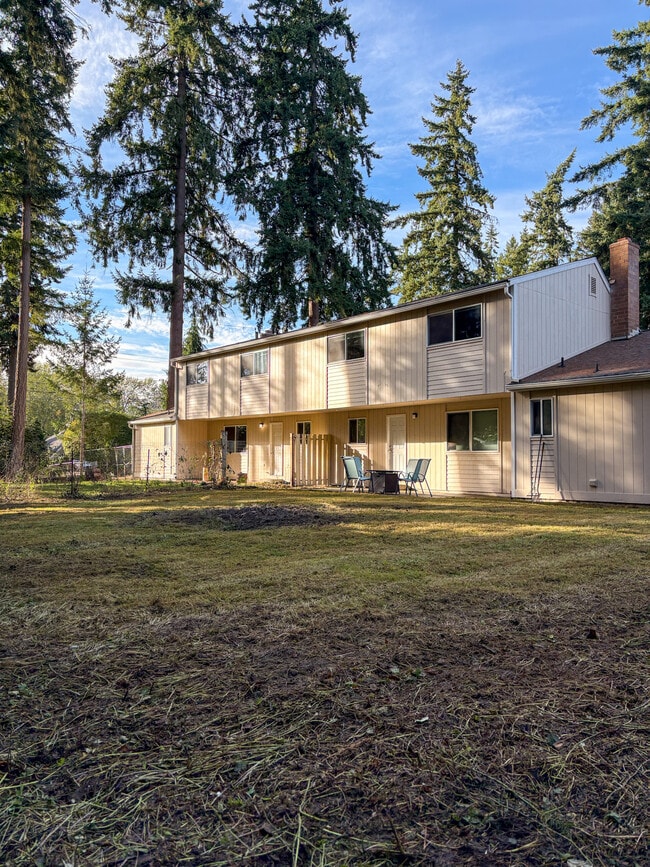 Building Photo - 4608 73rd St Ct E