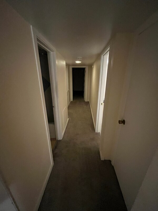 Building Photo - 192 N Smith St