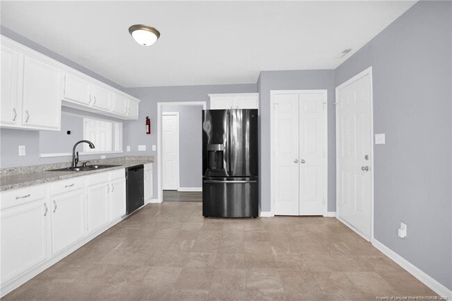 Building Photo - 2604 Burke Ln