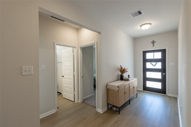 Building Photo - 32422 Clouser Crawdad Ct