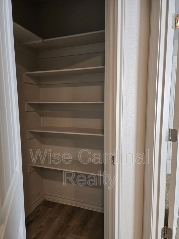 Building Photo - 17820 Private Rd 2160